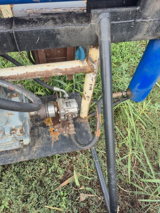 Трифазна цепачка за дърва