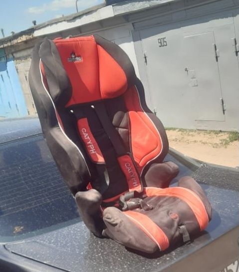 Продам детское автокресло