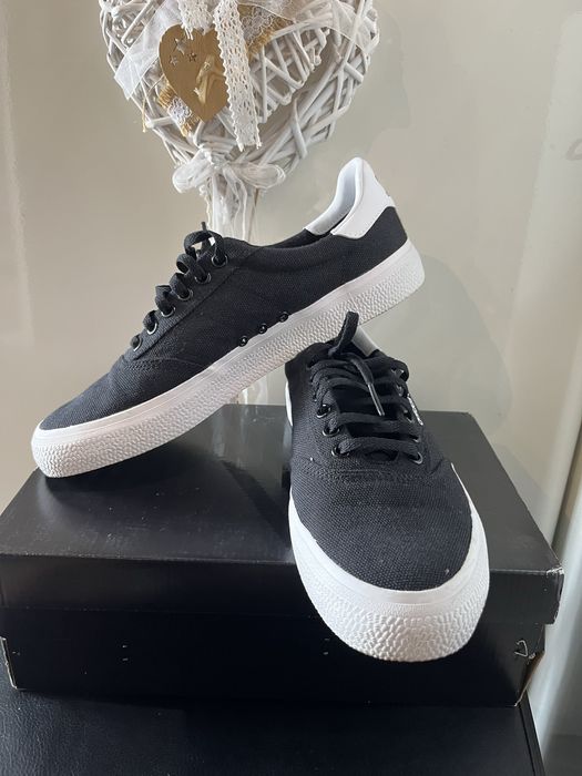 Кецове от плат Adidas 3MC номер 42