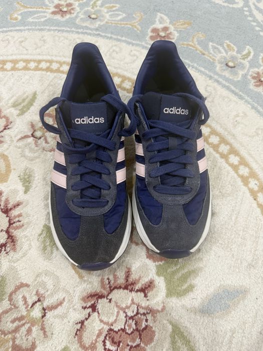 Продам кроссовки Adidas оригинал!