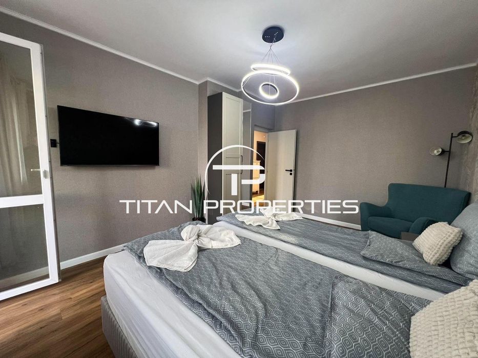 Дава се под наем Четиристаен апартамент в Варна, Център - 120 кв.м за 1500 € - Снимка #8