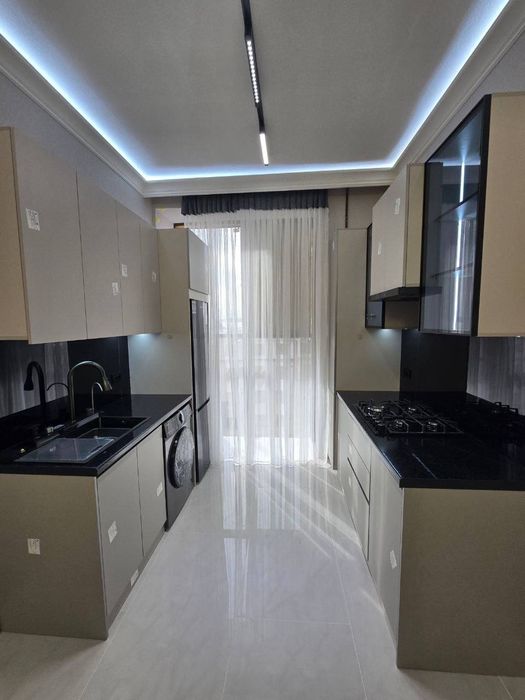 4х комнатная квартира люкс Гагарина Багишамал