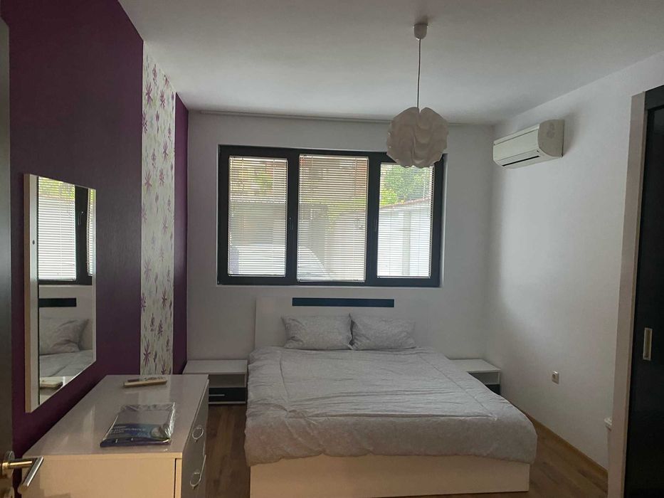 Продава се Тристаен апартамент в Пловдив, Христо Смирненски - 123 кв.м за 1293 €/кв.м - Снимка #3