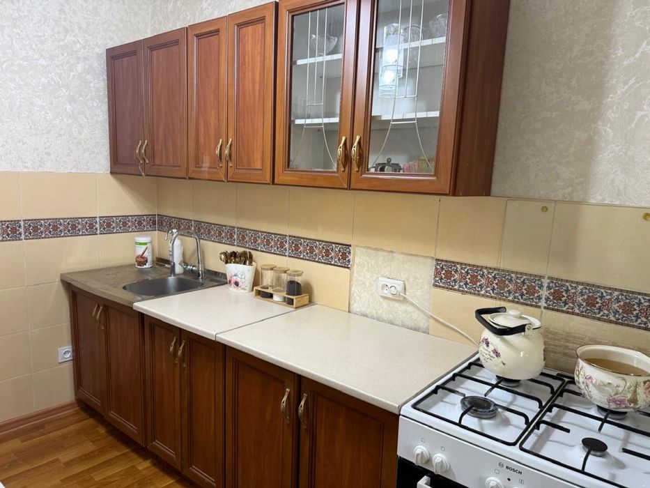 Продается кухонный гарнитур
