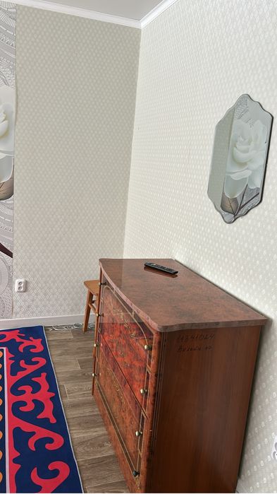 1 ком 4 мкр . Азия Молл