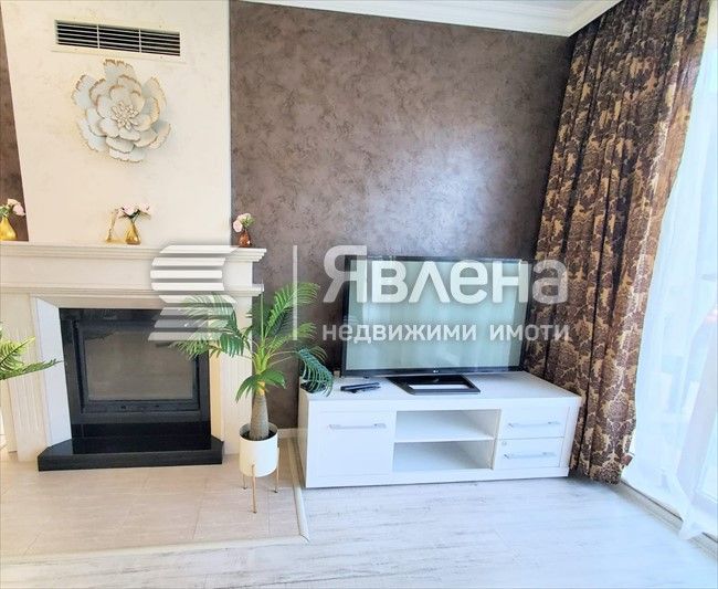Дава се под наем Къща в Бургас, Сарафово - 135 кв.м за 1200 € - Снимка #2