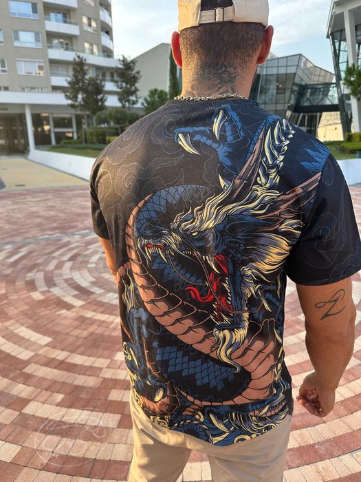 Мъжки тениски в японски дизайн