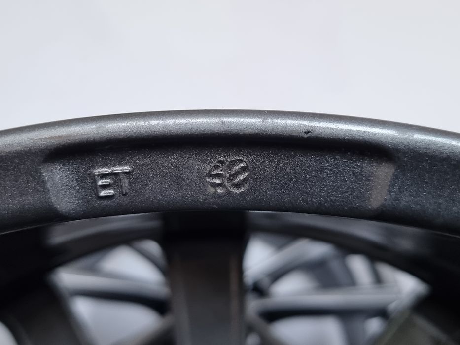 19" Джанти AUDI A3 A4 A5 A6 A7 A8 Q3 Q5 Q7 5×112 8.5J ЕТ40 66.6мм