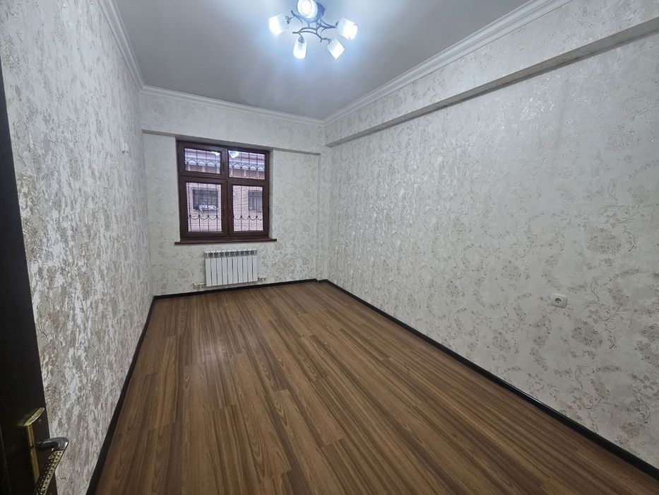 Нурафшон ку́ча 2³/3/5