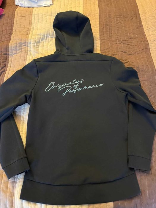 Спортен екип UNDER ARMOUR