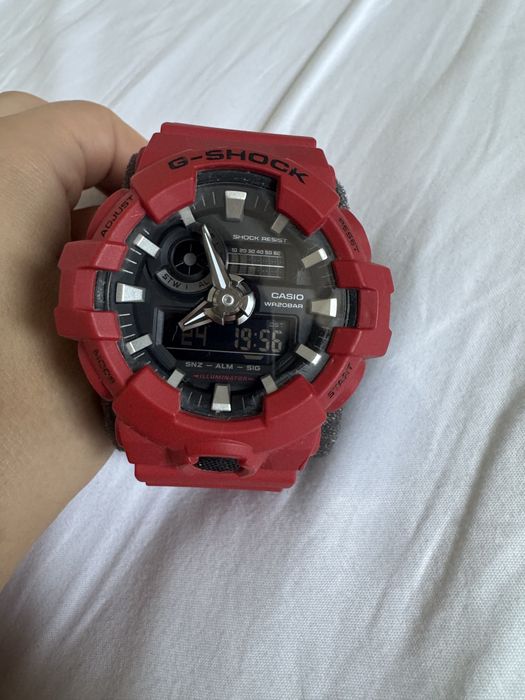 Casio G-SHOCK GA-700