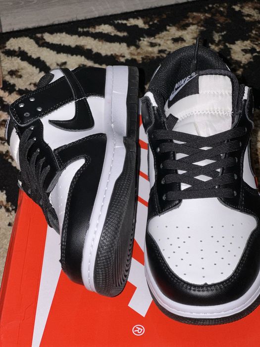 Nike dunk black panda