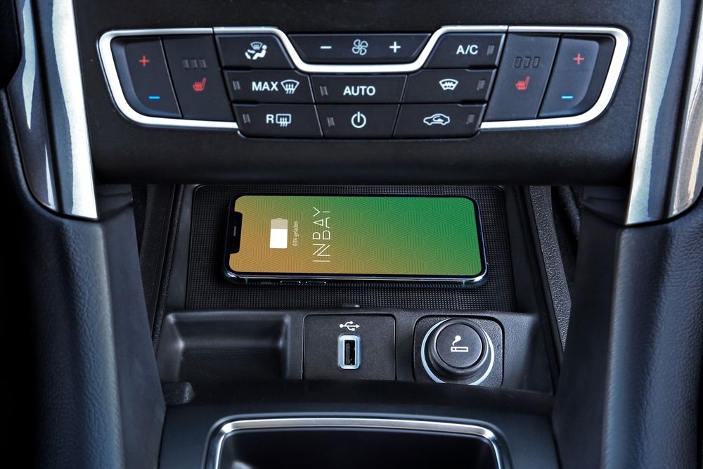 Ford incarcator wireless dedicat Ford  Mondeo/Fusion 2014-2021