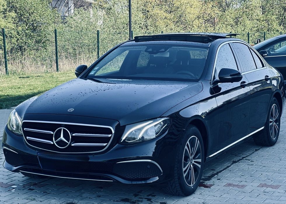 Inchirieri auto,Rent a car,mercedes  predare-primire aeroport