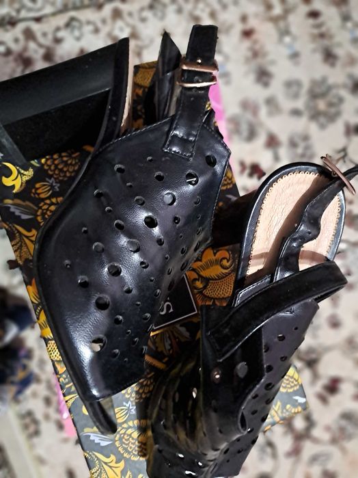 Женская обувь б.у