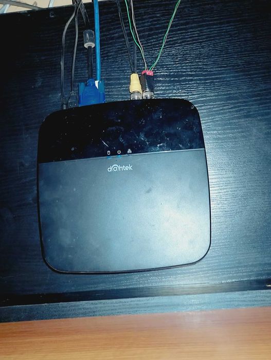 4-канален DVR + 4 бр. камери + окабеляването + монитор