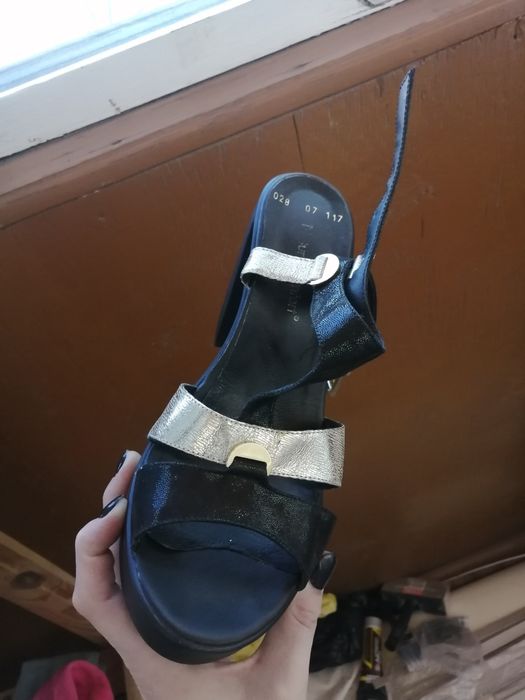 Босоножки 40 размер.