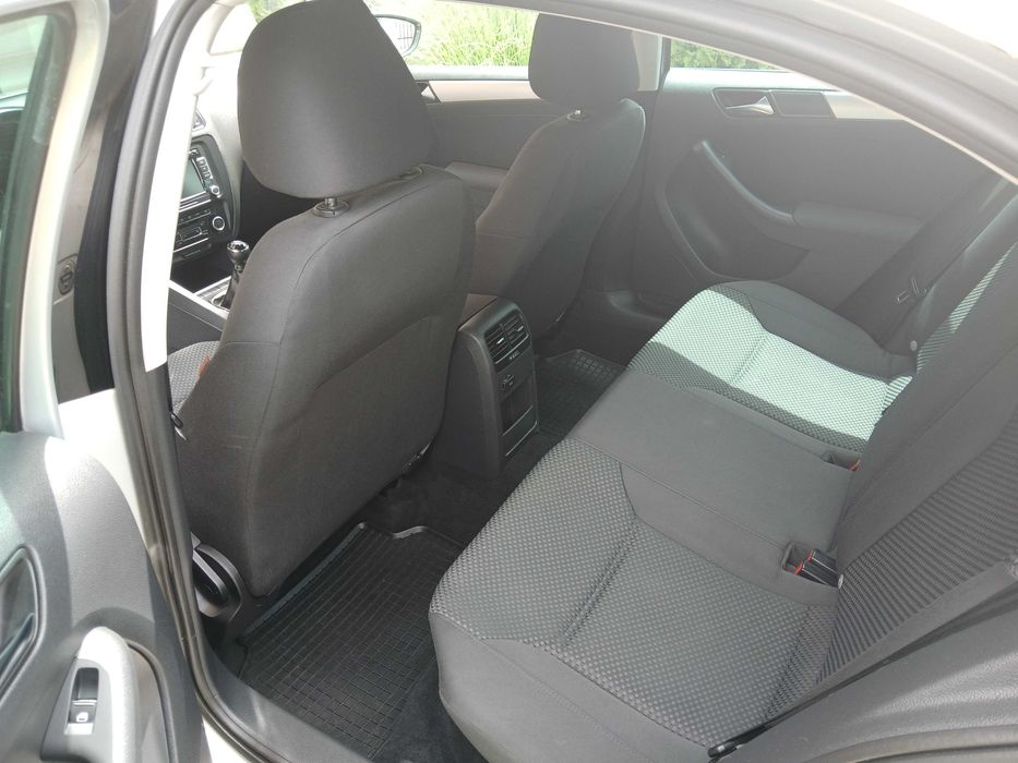 VW Jetta - benzina - 2011 - inmatriculat RO