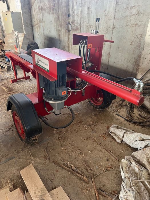 Цепачка за дърва с колесар МЦ 12-1100