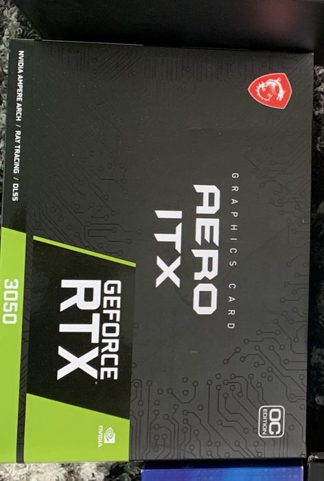 RTX 3050 8 GB ( variana buna )