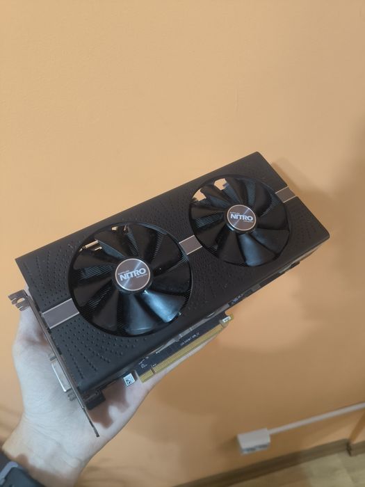 Placă video Sapphire NITRO+ Radeon RX 570 8GB