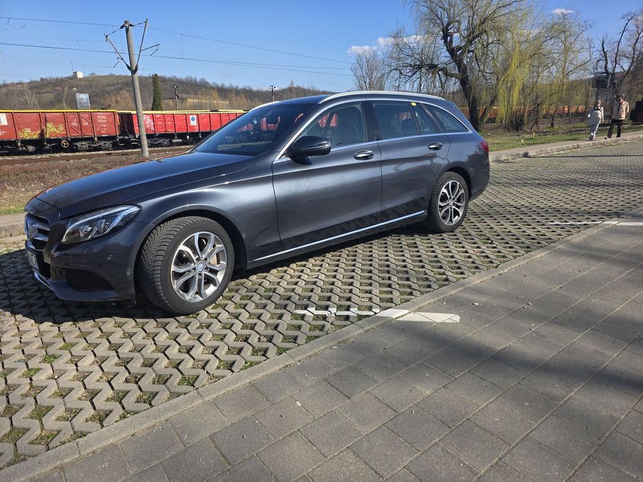 Mercedes-Benz C Primul proprietar
