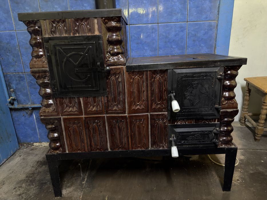Sobă teracotă cu convector pe gaz