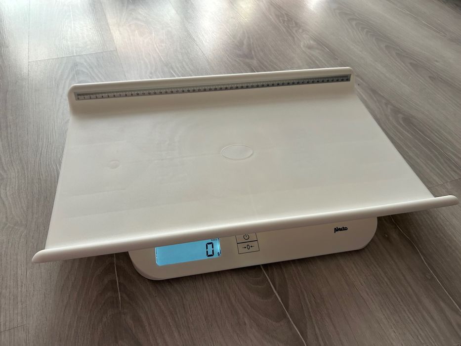 Бебшка везна Alecto