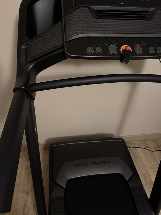 Banda de alergare NordicTrack ProForm® Carbon TLS Noua