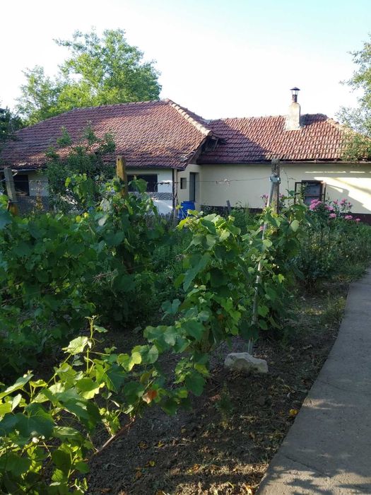 Продава се Къща в с. Ушинци, Област Разград - 108 кв.м за 584 €/кв.м - Снимка #1