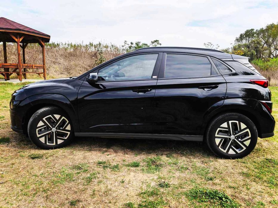 Продавам Hyundai Kona 64 KW 2022