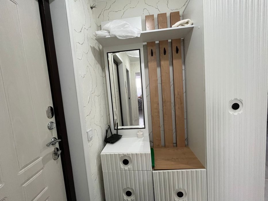 Продам прихожую