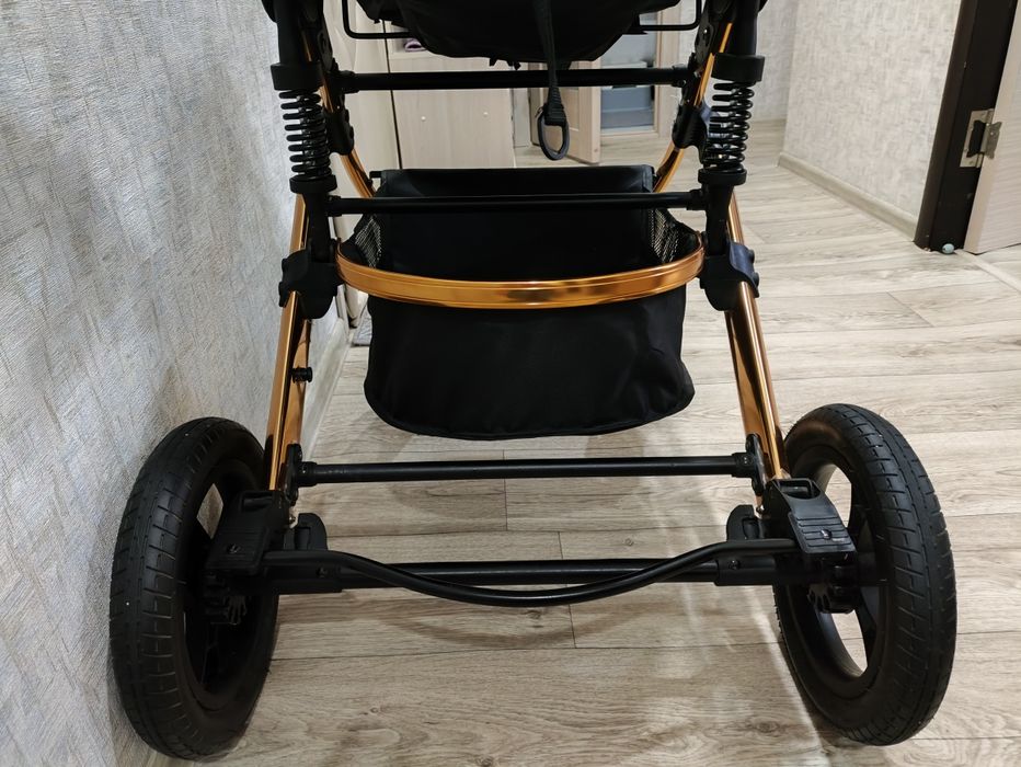 Продам коляску-трансформер