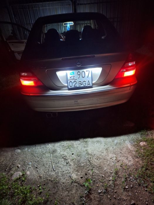 Подсветка номера w 203.