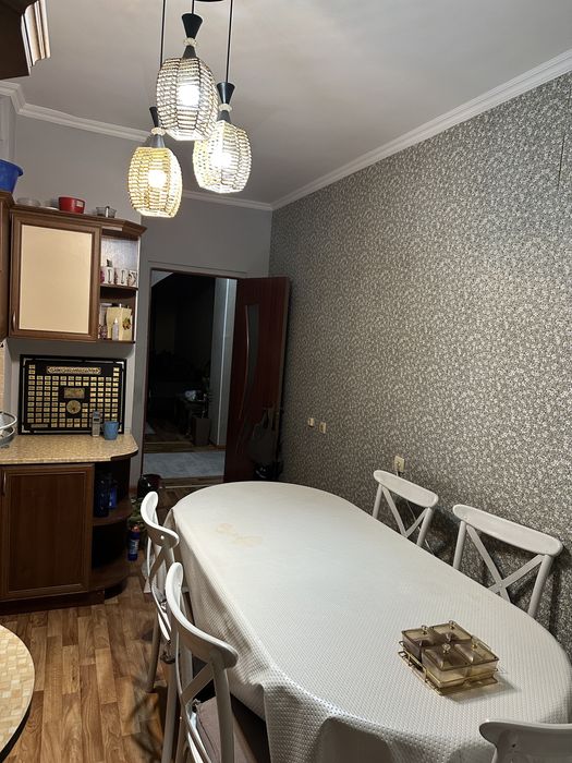 Продам квартиру ……………….