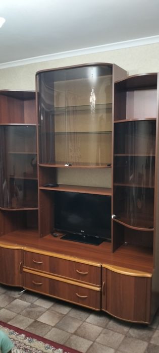 Продаю гарнитур в хорошем состоянии