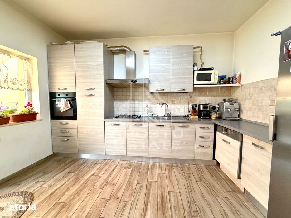 Casa de vanzare situata in Utvin