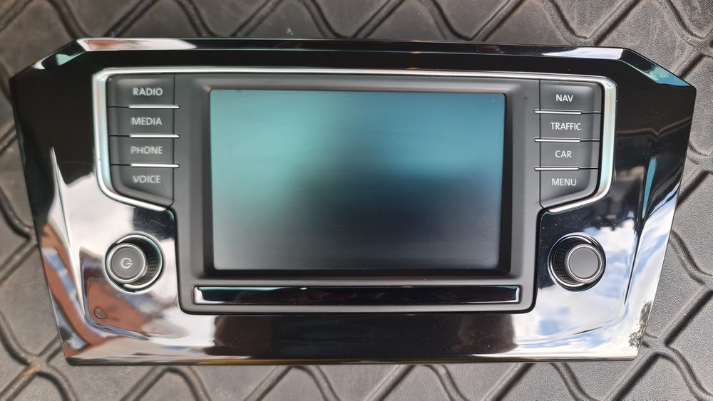 Display navigatie VW + rama Piano Black