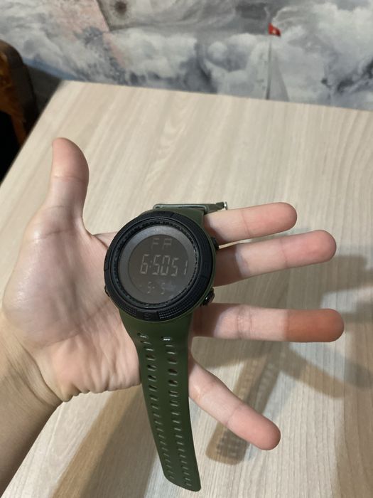 Армейские мужские часы
