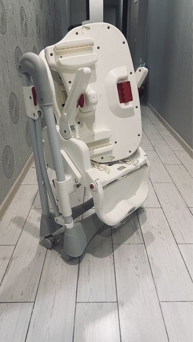 Продам стульчик для кормления