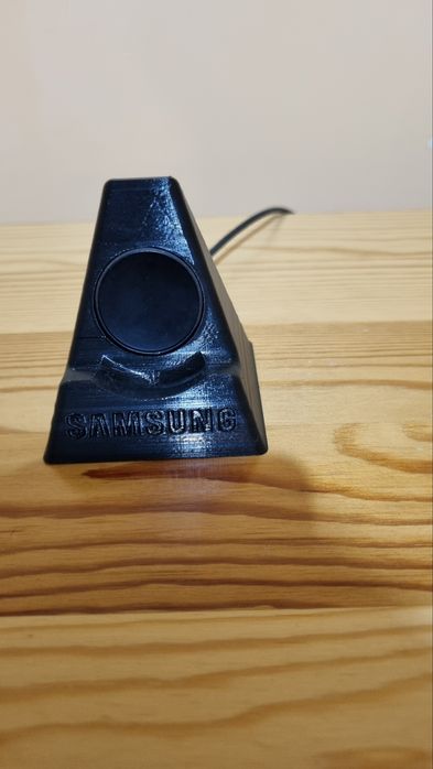 Стойка за смарт часовник изработена на 3д принтер