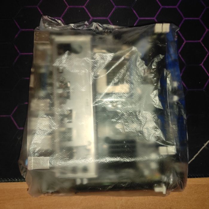 Материнская плата 1150 сокет