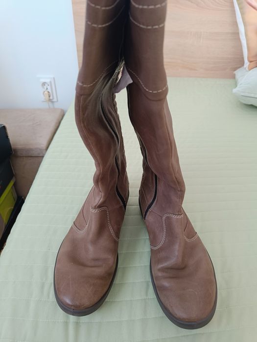 Нови дамски ботуши Ecco 38 номер