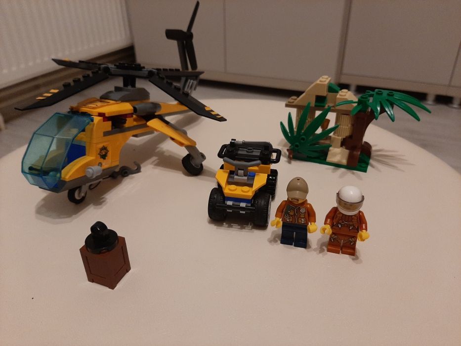 LEGO City Elicopter de marfa in jungla 60158