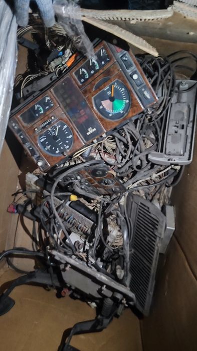 Ман F2000 понель приборов печка педальный узел Электро проводка