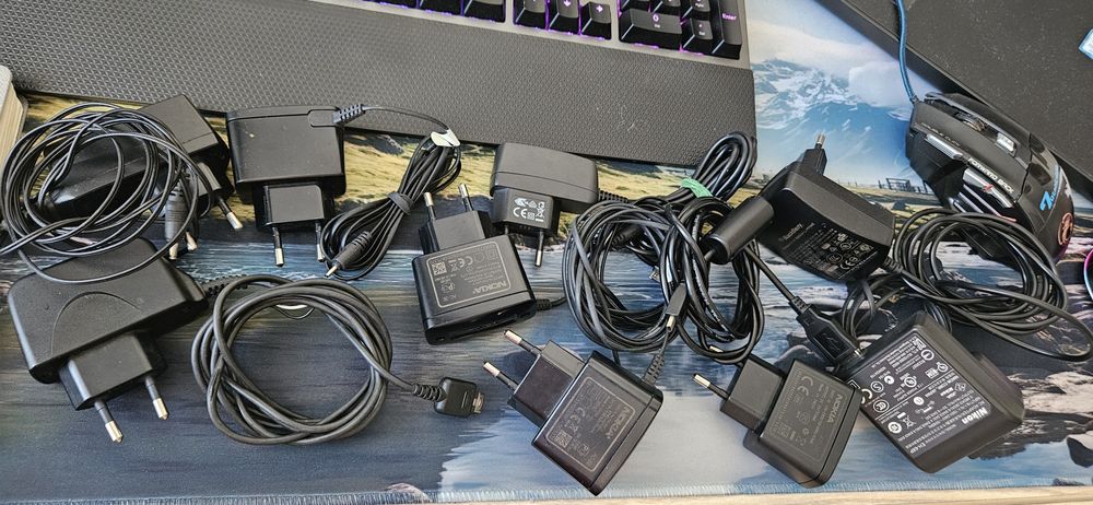 Incarcatoare telefoane vechi Samsung, Nokia, LG, Blackberry