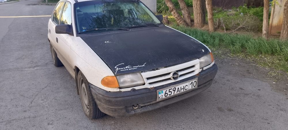 Продам автомобиль опель астра 1995 года