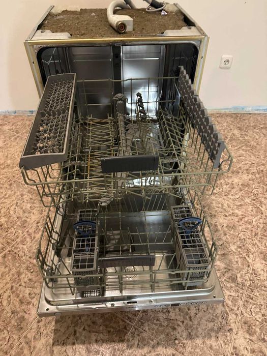 Съдомиялна Siemens S9VT1S 60см пълно вграждане