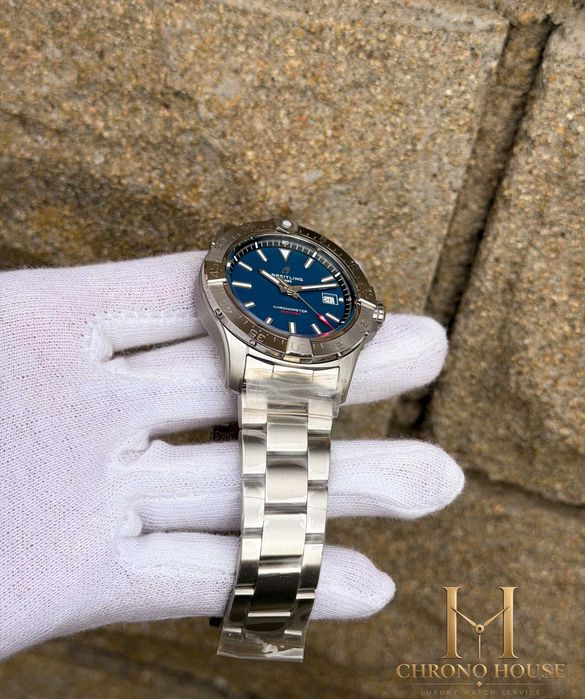 Breitling Avenger Automatic 42
