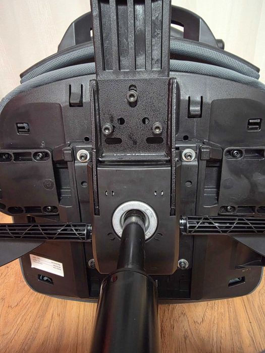 Ергономичен меш стол Carmen Fredo с лумбална опора